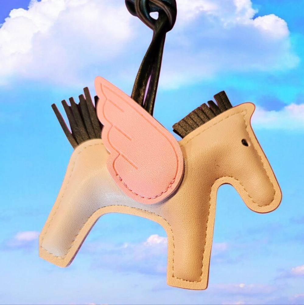 Tan and Pink Pegasus Handbag Charm. - Picture 3 of 3
